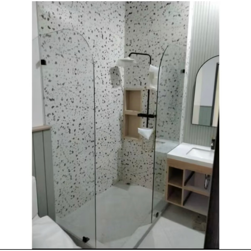 Sekat Kaca kamar mandi R 10mm