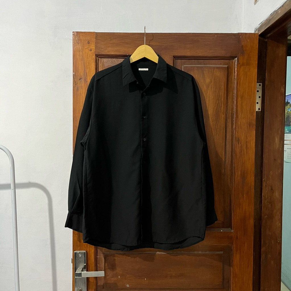 [M-L] Uniqlo (GU) Oversized Shirt Rayon Cotton Long Sleeve I Pure Black I I Vintage Vtg Retro Kemeja