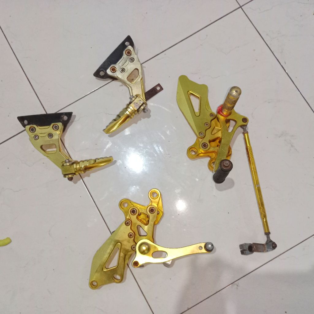 Step underbone variasi Ninja 250