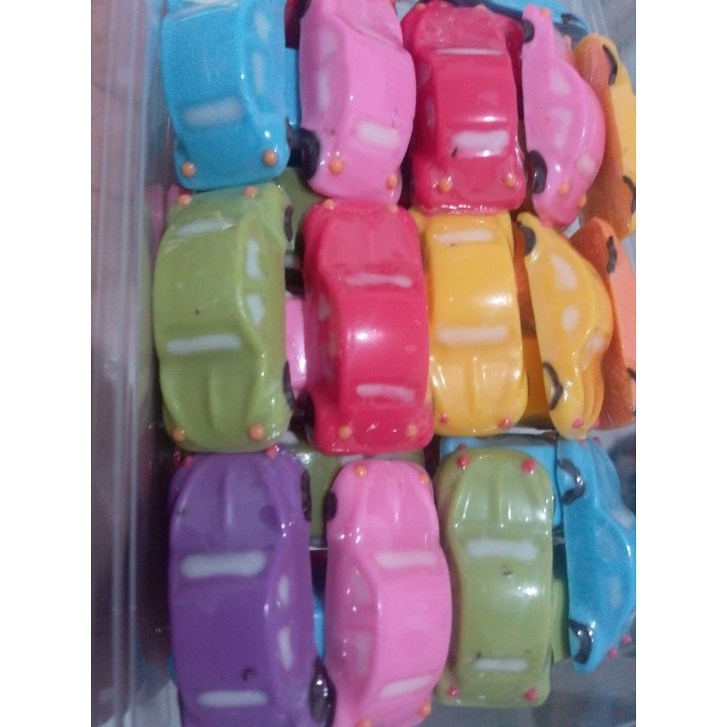 

coklat karakter mobil isi 40