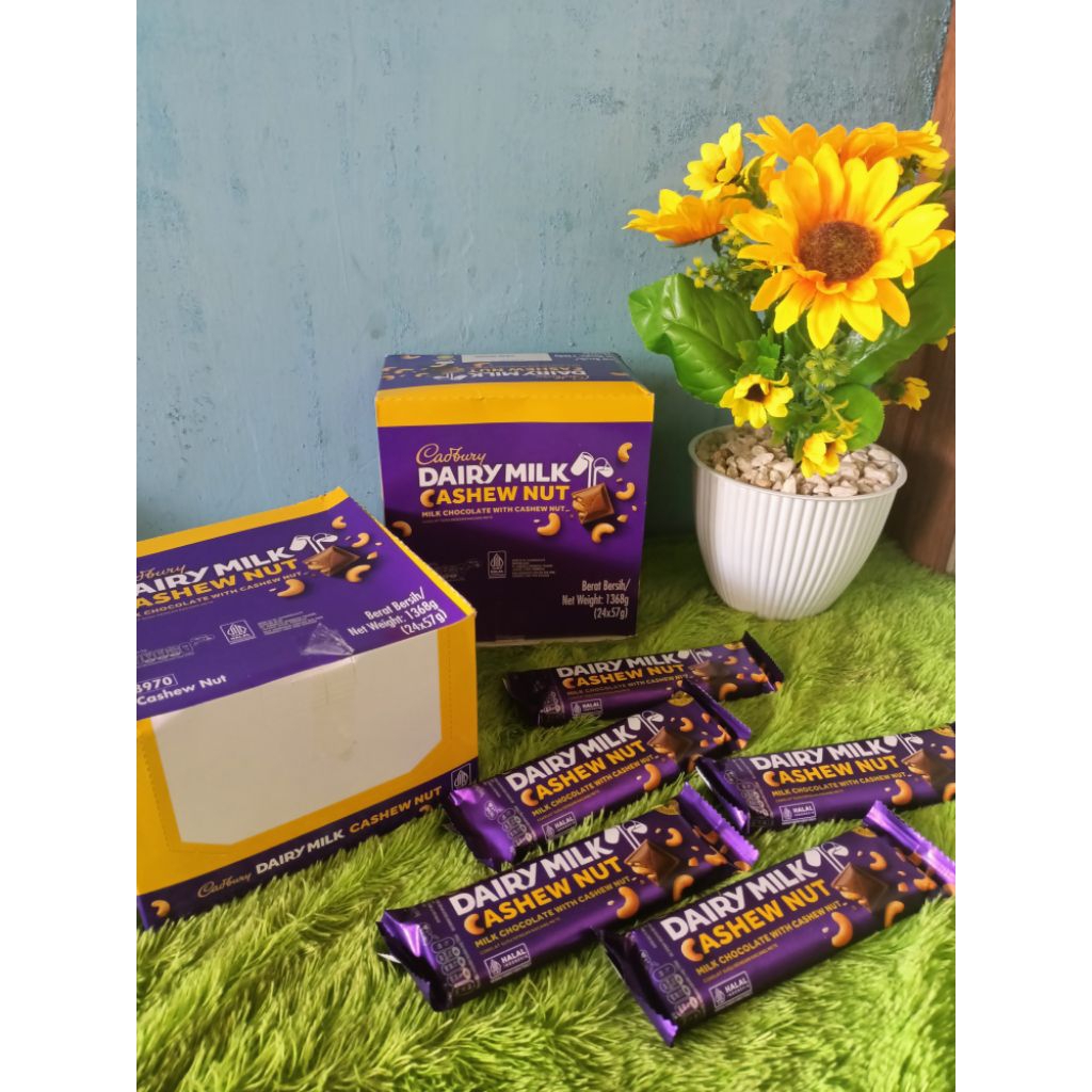 

coklat Cadbury cashew 57gr(exp agust 2026)