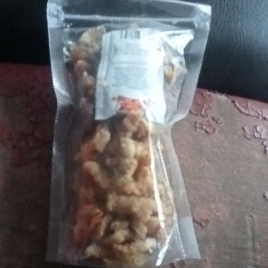 

kripik ucus dan kulit ayam