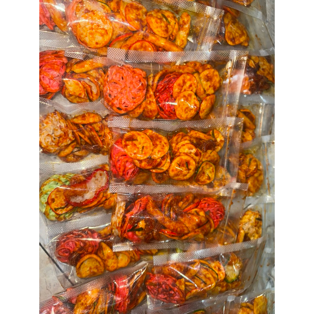 

kerupuk seblak pedas manis