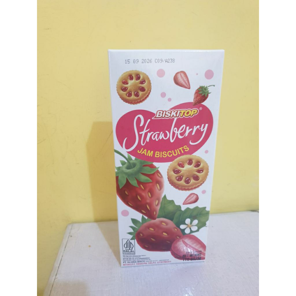 

Biskitop Strawberry Jam Biscuits (berat bersih 110g) exp 15/9/2026