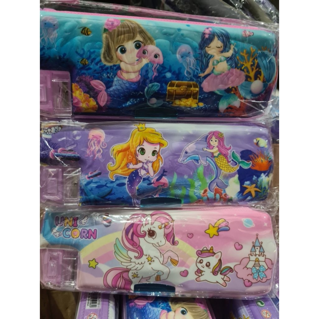 

(6 PCS ) KOTAK PENSIL MAGNIT CEWEK UNICORN