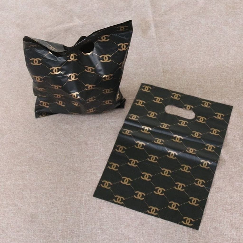 

kantong plastik oval / kantong fashion kado premium 25x35 isi 50 pcs