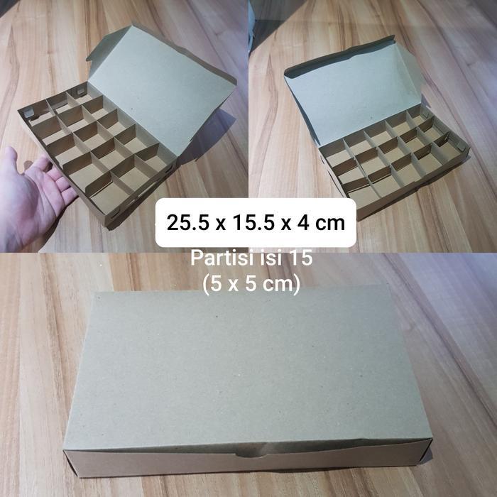 

Dus kemasan mochi warna cokelat mika isi 15 pcs ukuran 25 5x15 5x4cm