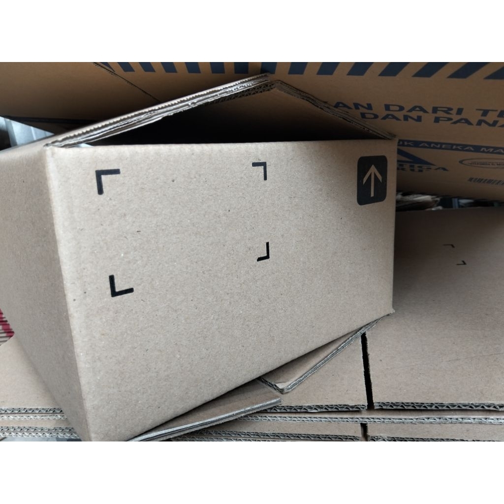 

Kardus baru polos 2ply/tebal/kerass-42.5x28x15.6