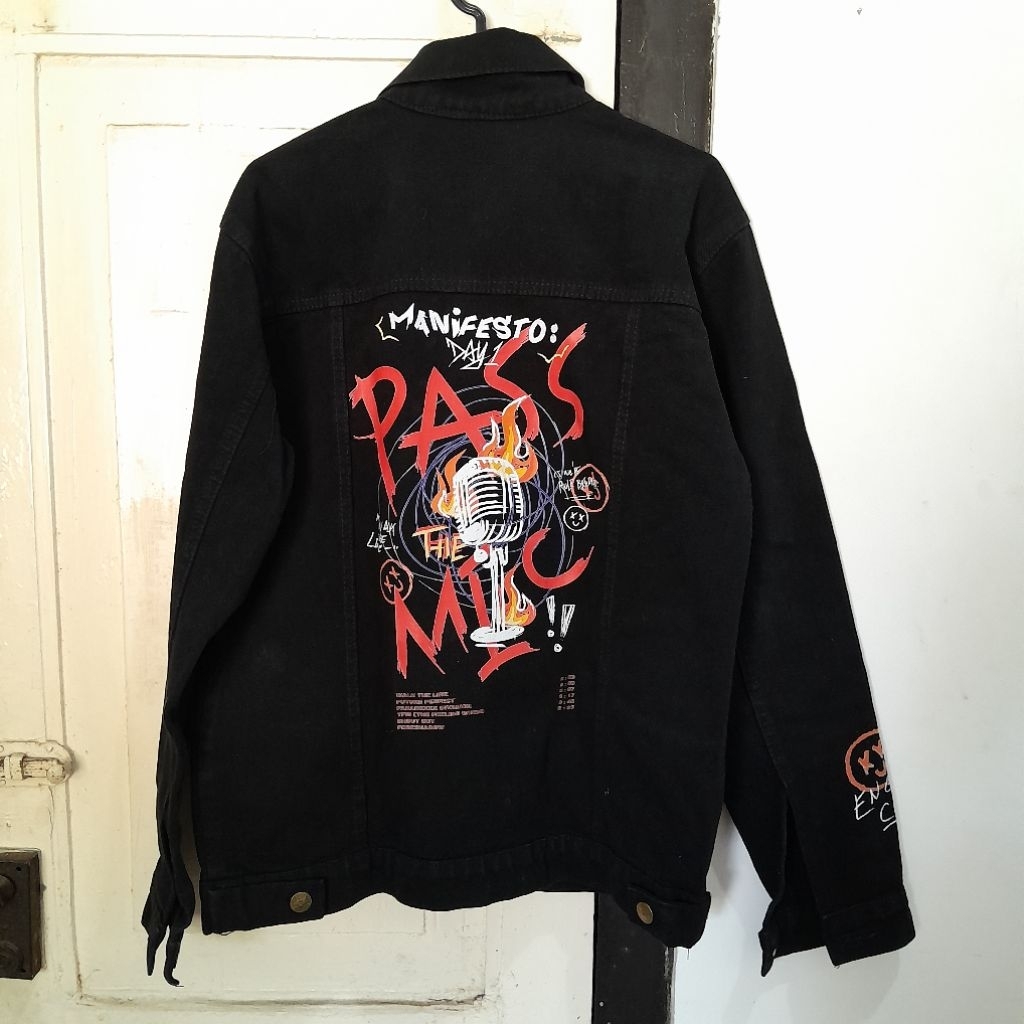 preloved jaket jeans enhypen manifesto