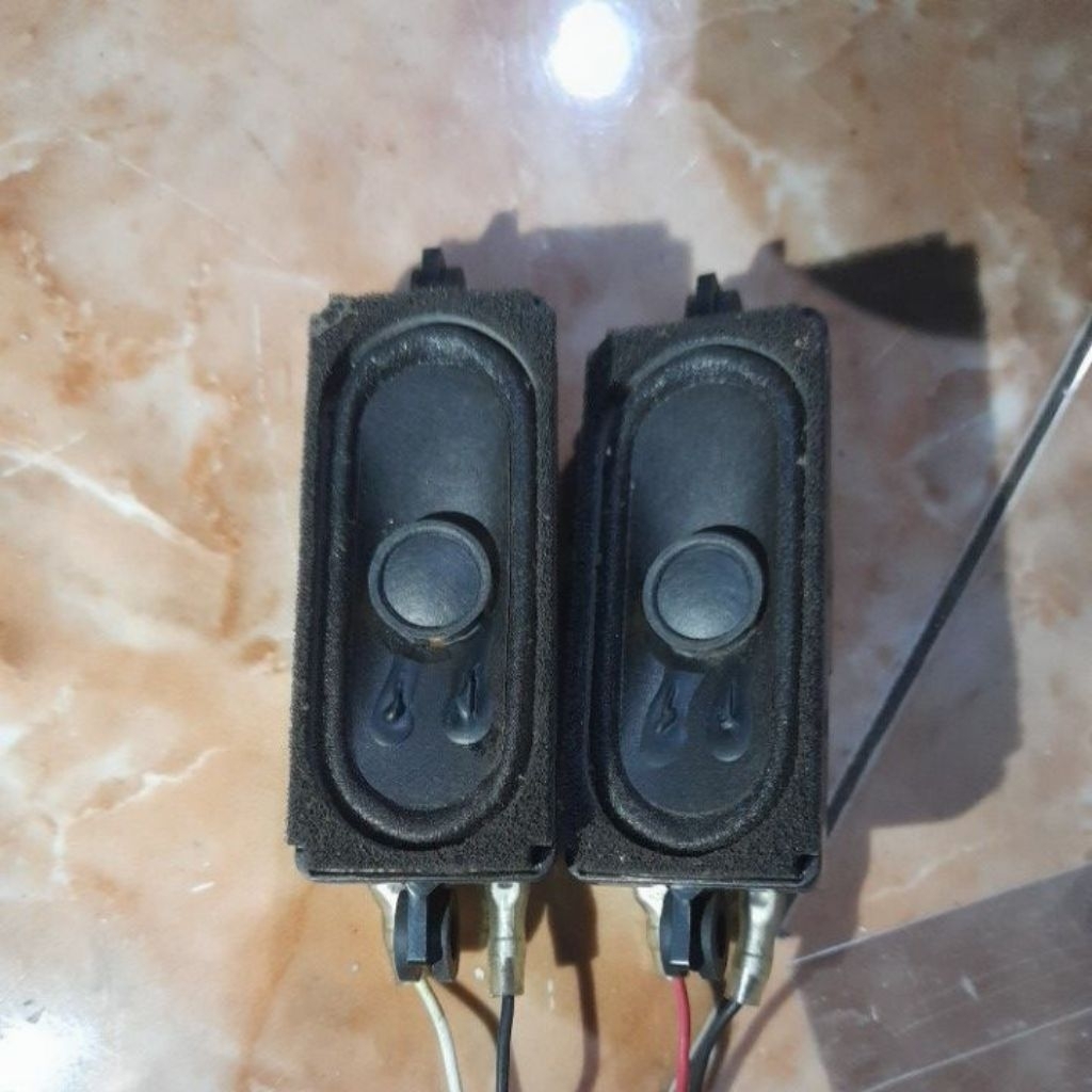 Speaker tv led Panasonic TH 24F305G