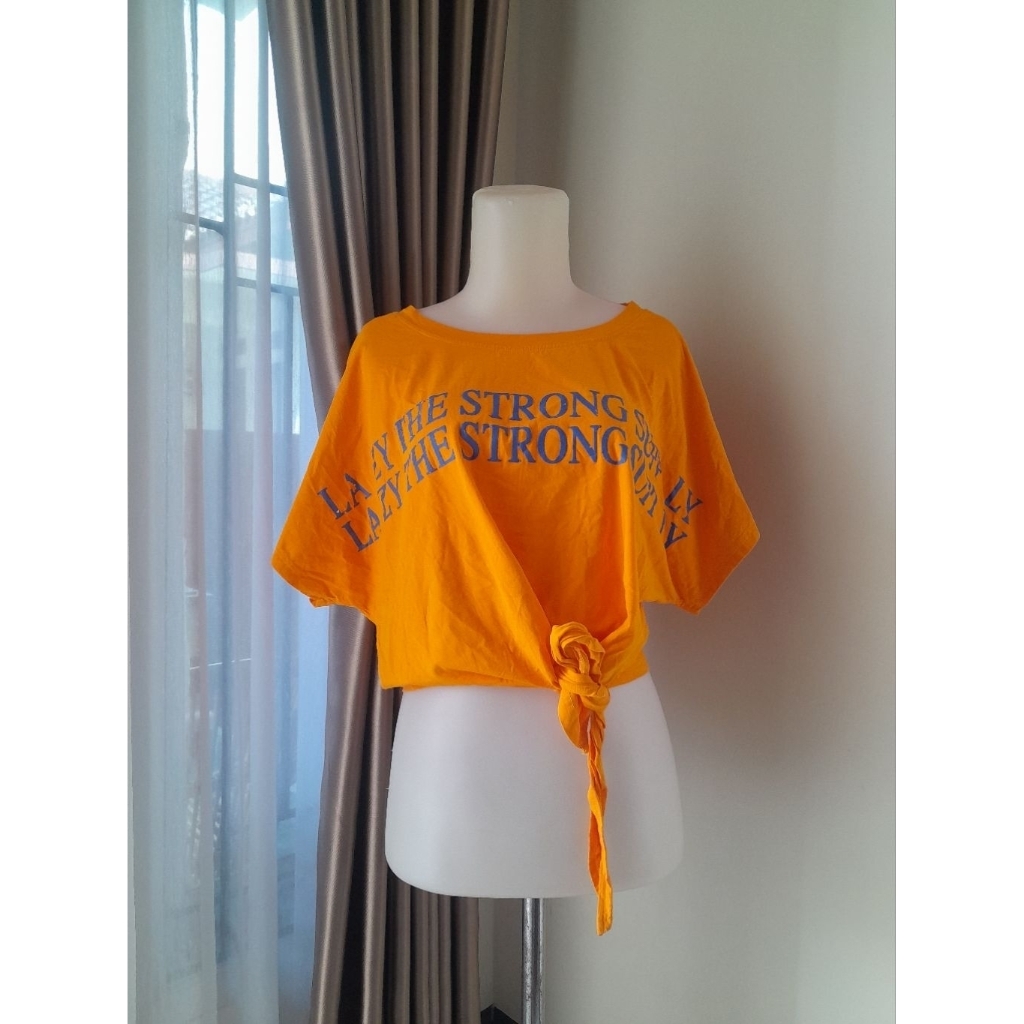 Kaos Crop Top Oversize, Crop Top Jumbo