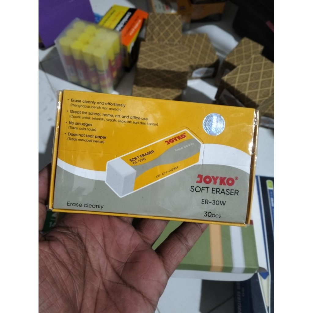 

10pcs penghapus joyko warna hitam dan putih