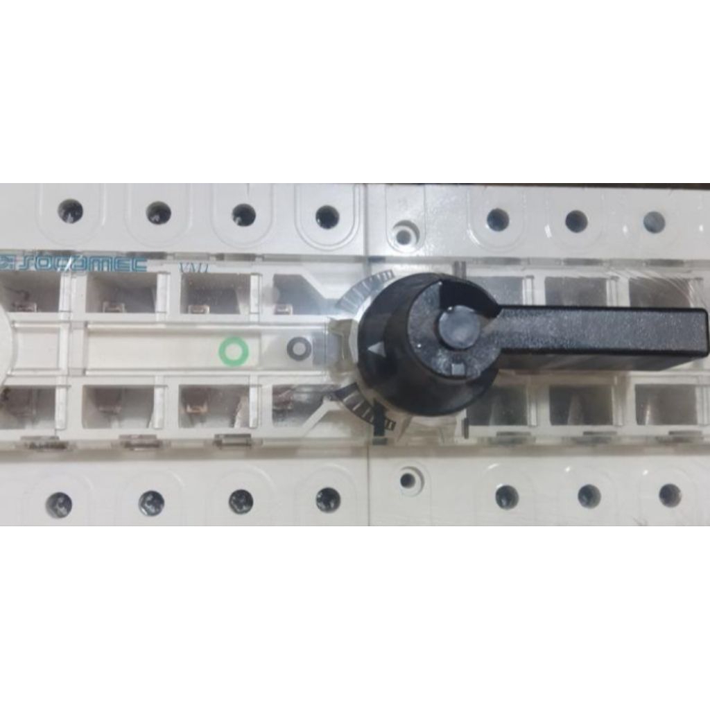 cos socomec vm1 100A original