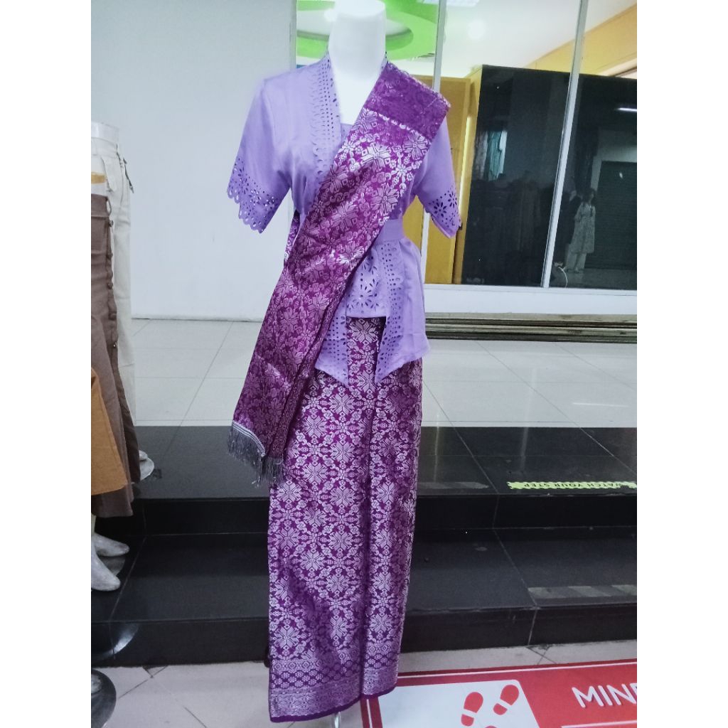 ROK LILIT SONGKET DAN SELENDANG BAHAN SONGKET TEBAL ROK SONGKET MOTIF BATIK BERUPA ROK LILIT FREE SE