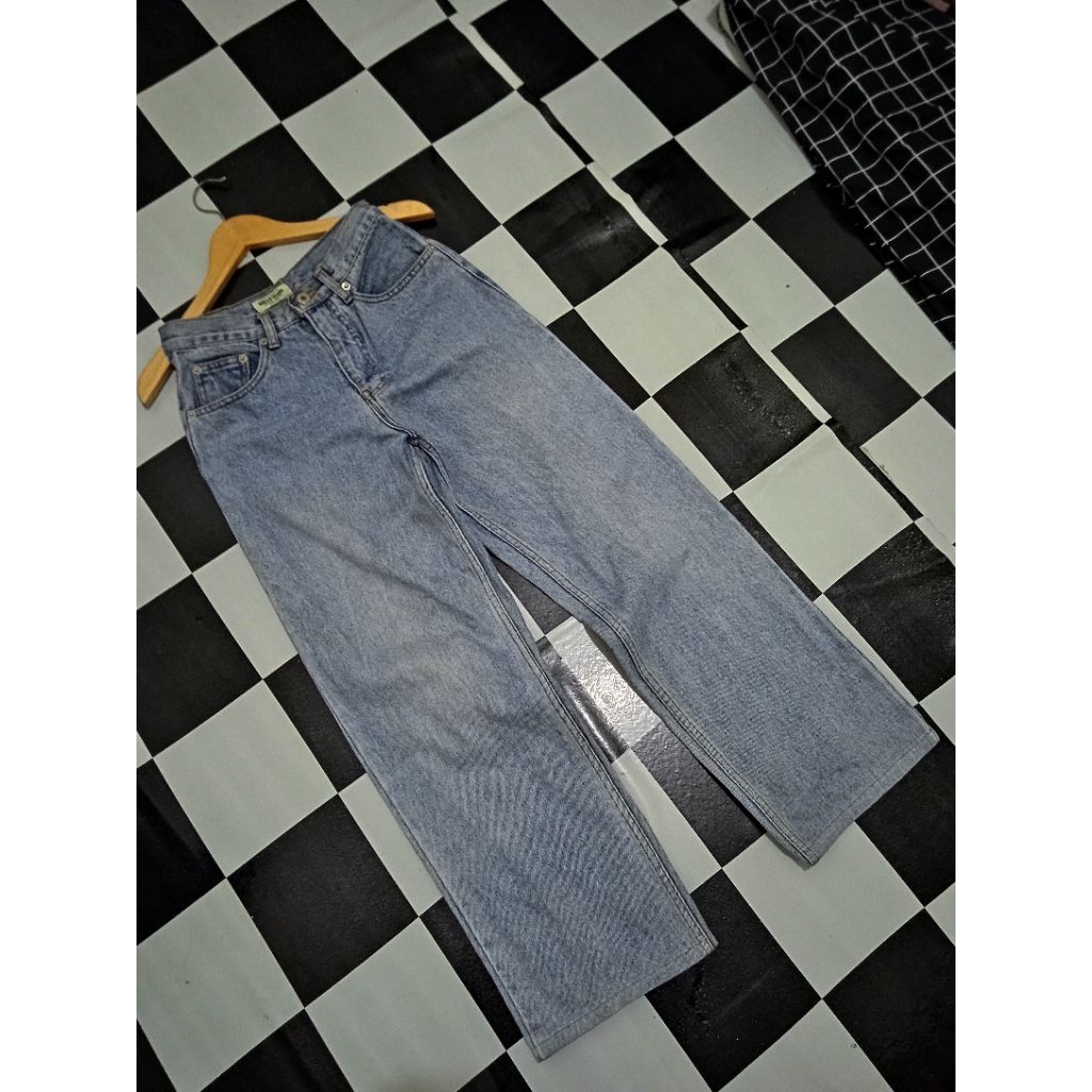 baggy jeans guess