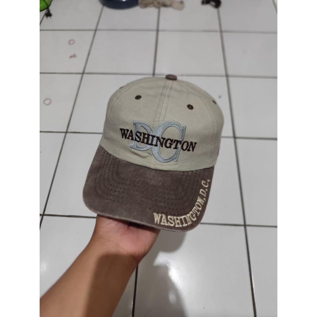 TOPI TWO TONE VINTAGE WASHINGTON DC