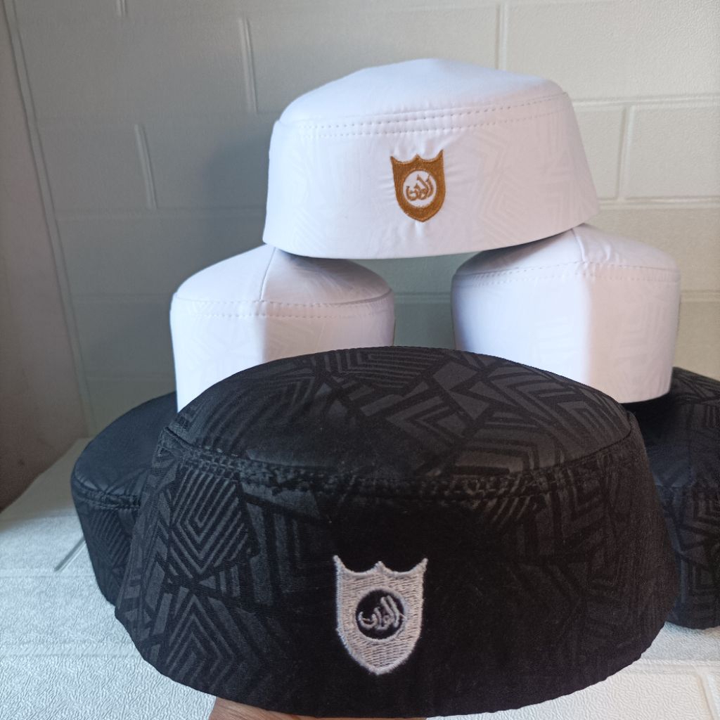 PECI MALAYSIA EMBOS SULTAN KATUN HITAM PUTIH