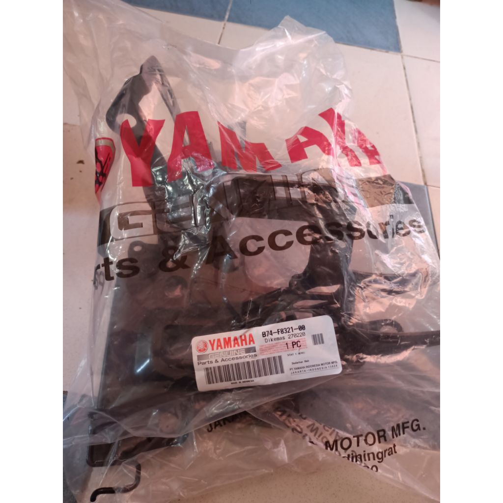 Braket aki yamaha Xmax 250