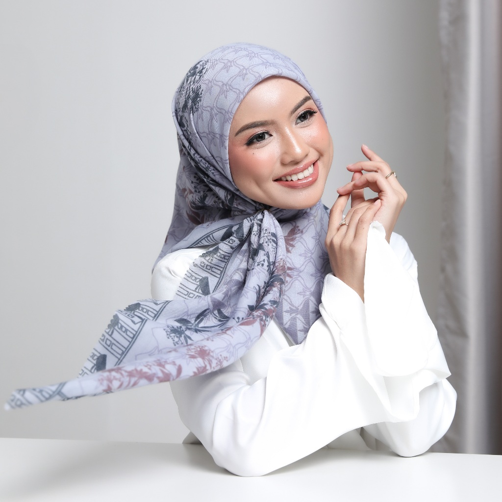 ZM Zaskia Mecca - Palembang Scarf Hijab Kerudung Segi Empat Ultra Sonic