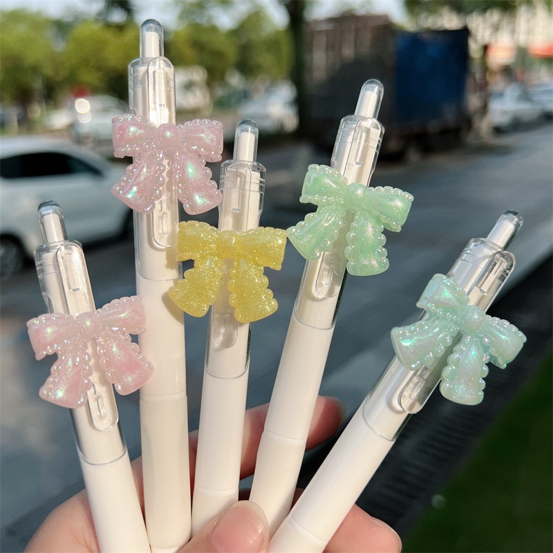 

PULPEN PITA / PULPEN BOW / PEN BOW / PULPEN MOTIF PITA