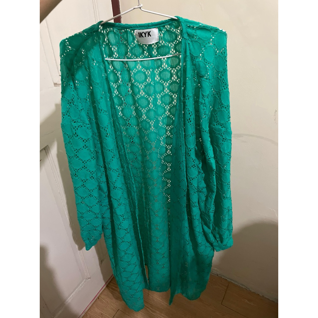 (Preloved) IKYK Green Cardigan Outerwear Atasan Wanita