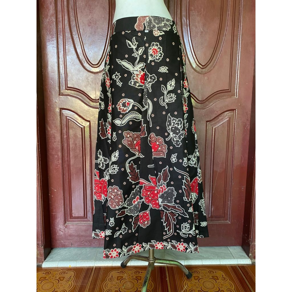 Rok Batik Panjang Model Pecah 8 Pakai Lapis Puring Modern