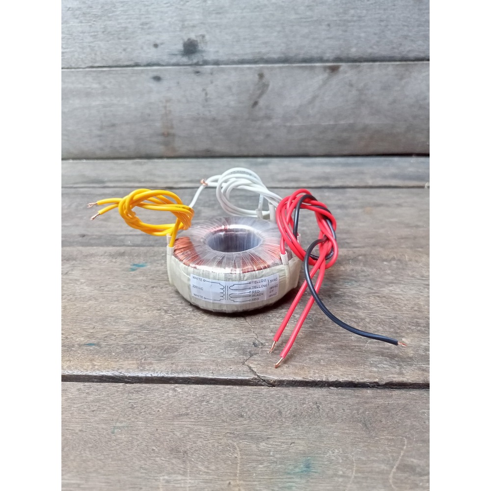 Trafo Travo Adaptor BOSS GT5 GT-5 220 220VAC Model Donat Toroid