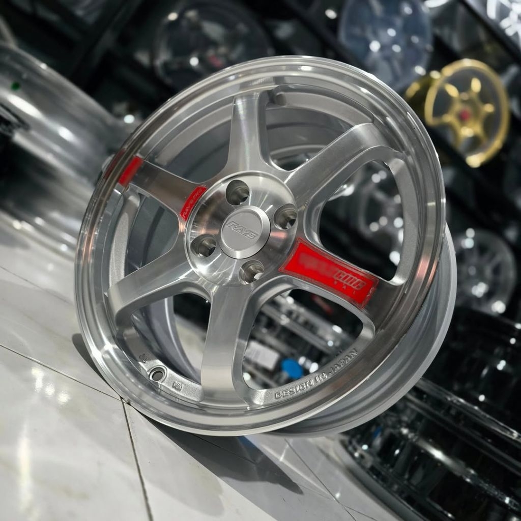 Velg Mobil R15 Rays Te37 SL, Warna Silver Polish Machine Face, Pcd 4x100