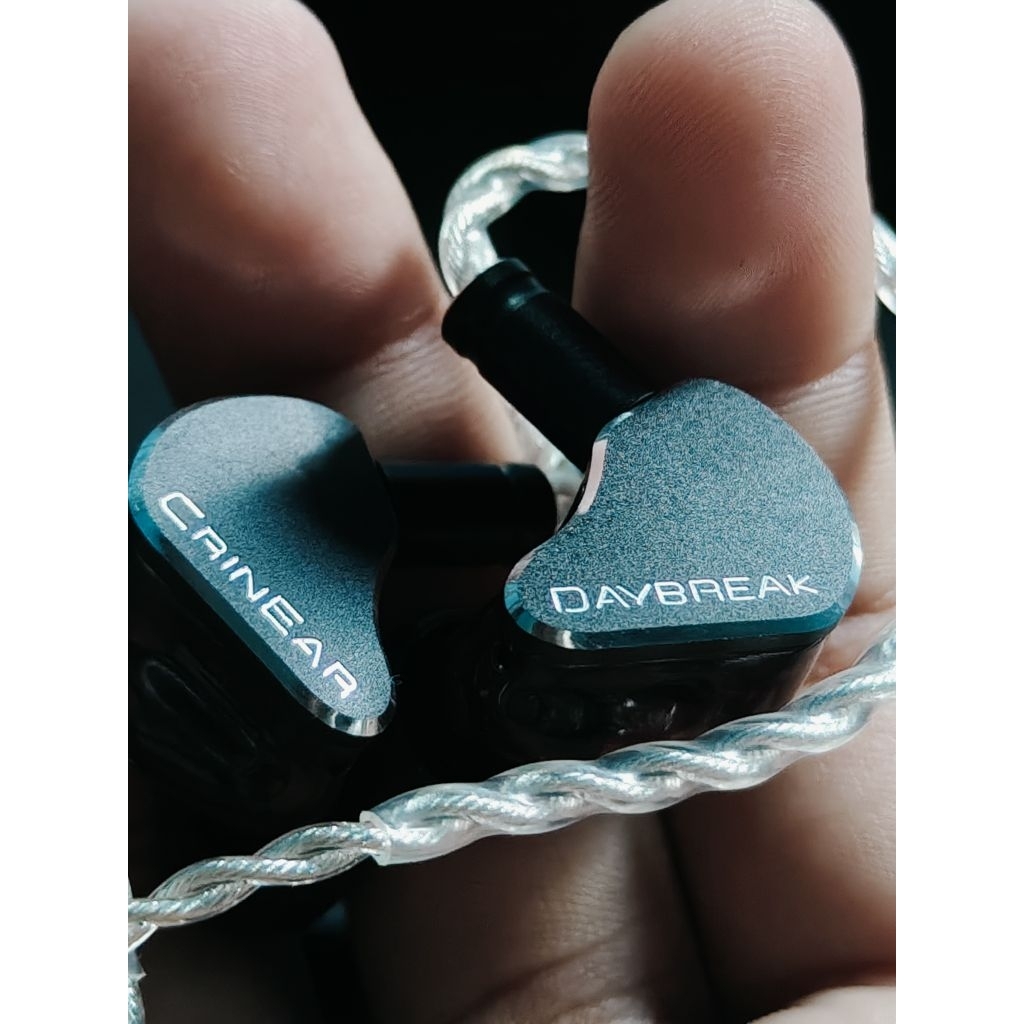Crinear Daybreak IEM Fullset Second/Bekas