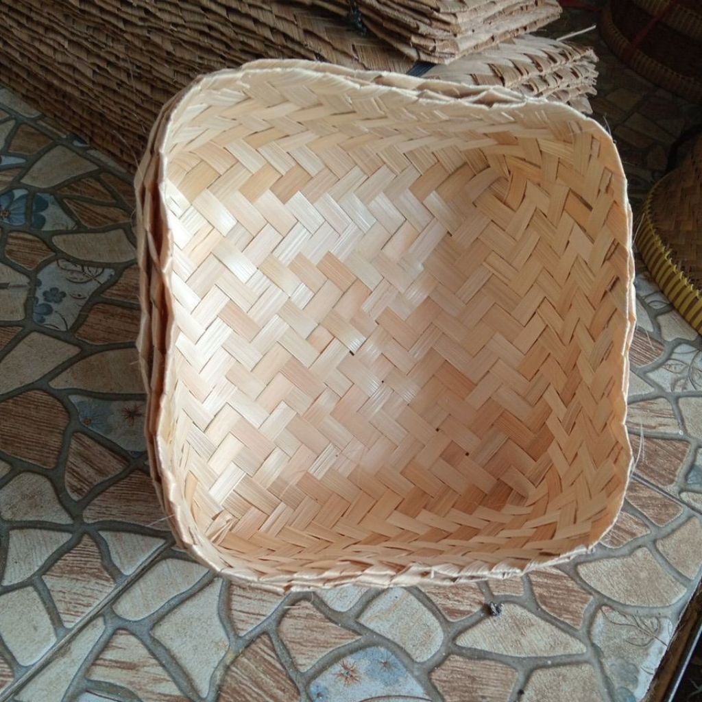 SEPASANG Besek Bambu 20X20 Grosir Termurah Box Nasi Kotak Hampers Tempat Bingkisan Dll