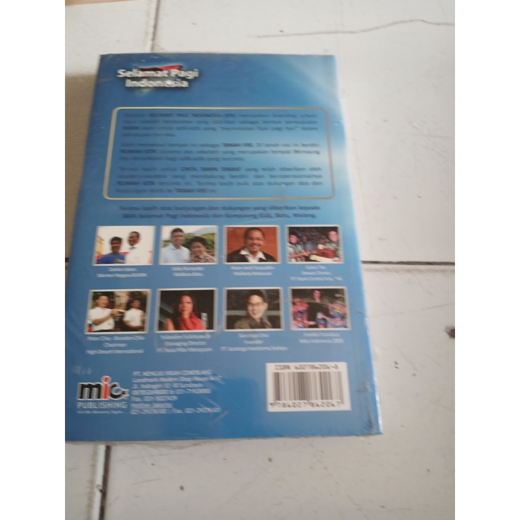 BUKU SELAMAT PAGI INDONESIA