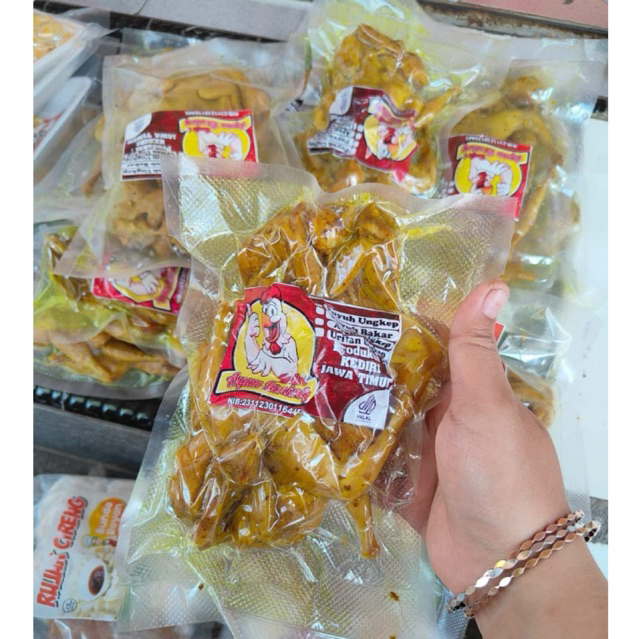 

PUYUH UNGKEP BEST SELLER BUMBU KUNING ISI 3