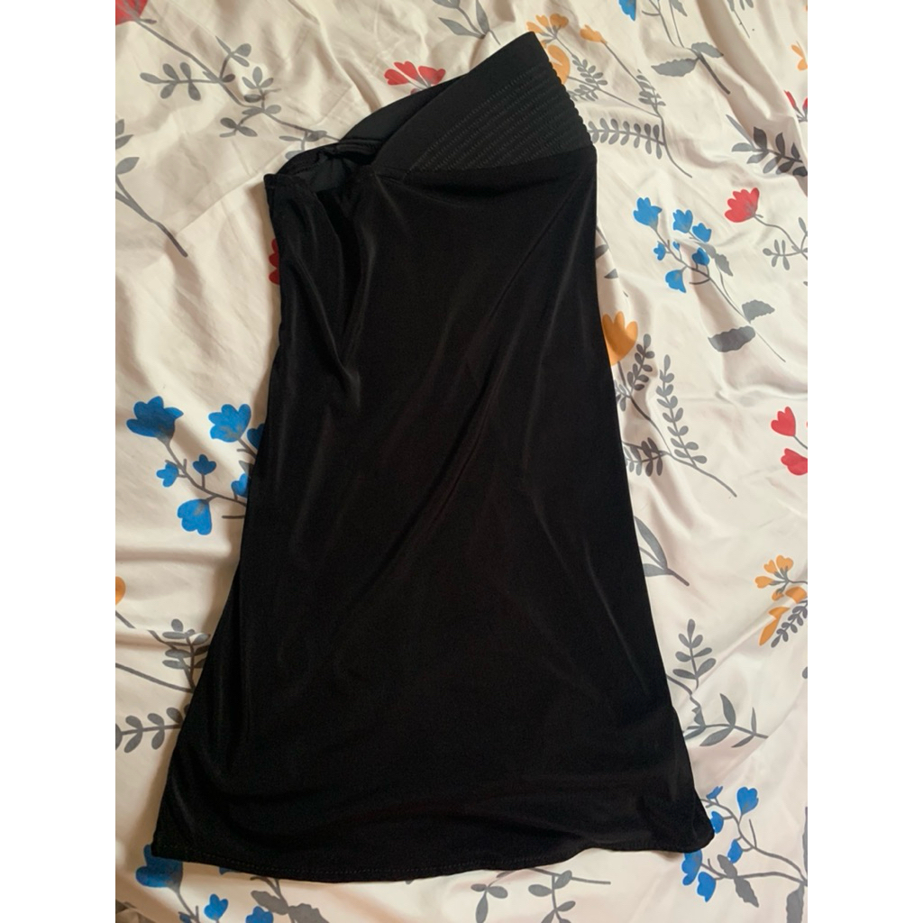 Tiebymin - Fay Bergo Spandek Sporty Ukuran S