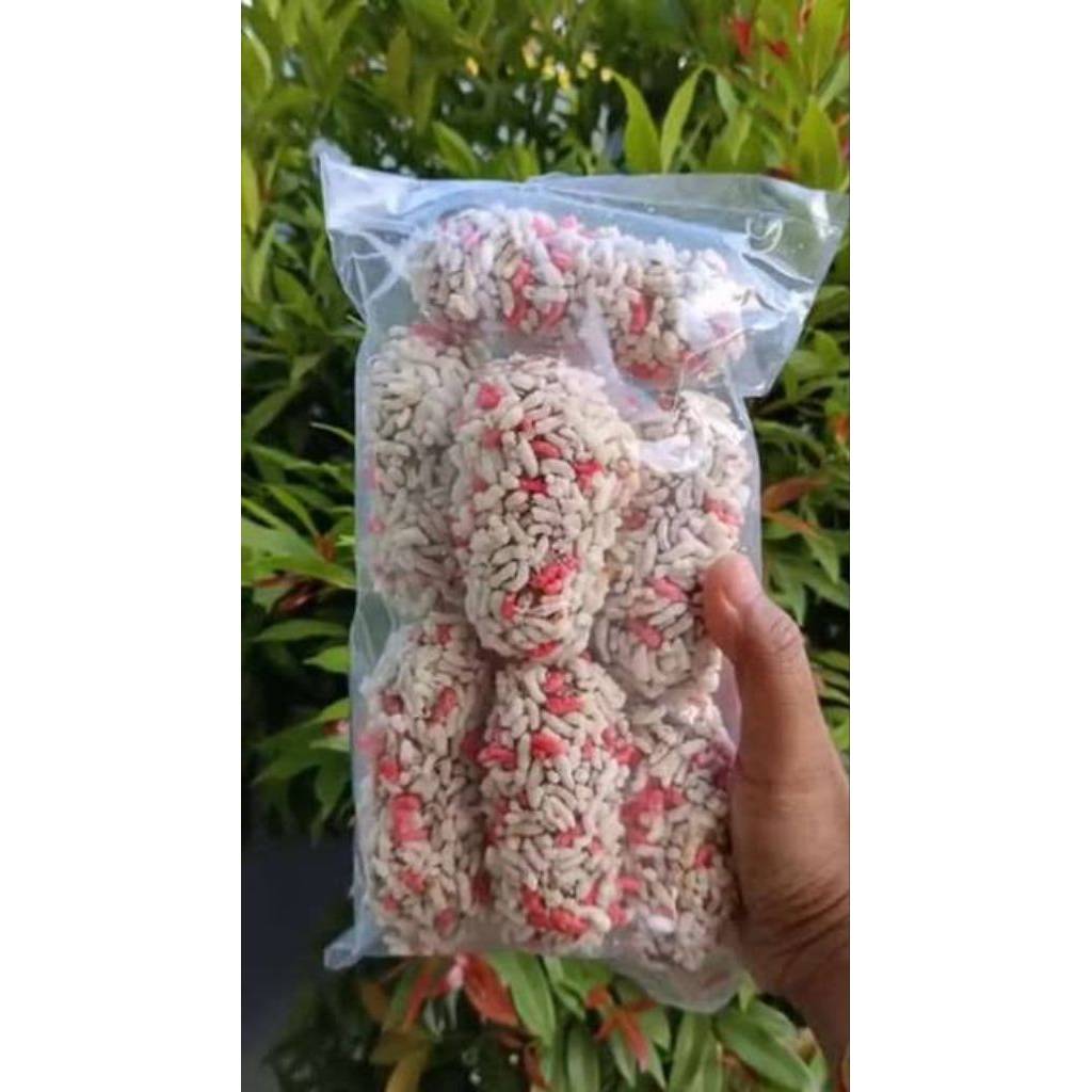 

Maco ketan jajanan manis