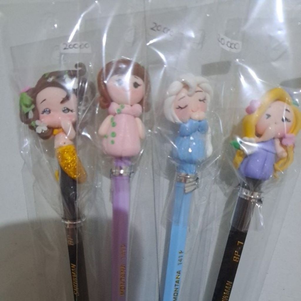 

pulpen clay/pulpen boneka clay/pulpen lucu/pulpen unik/kado unik