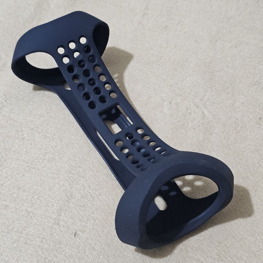 Case Hitam Jbl Flip 5 / Casing Jbl Flip 5 Pelindung Box Speaker Portable.