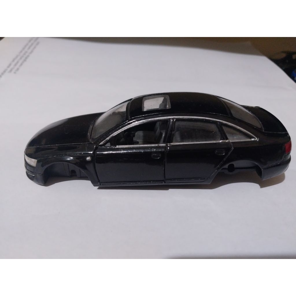 diecast kinsmart AUDI A 6 bahan
