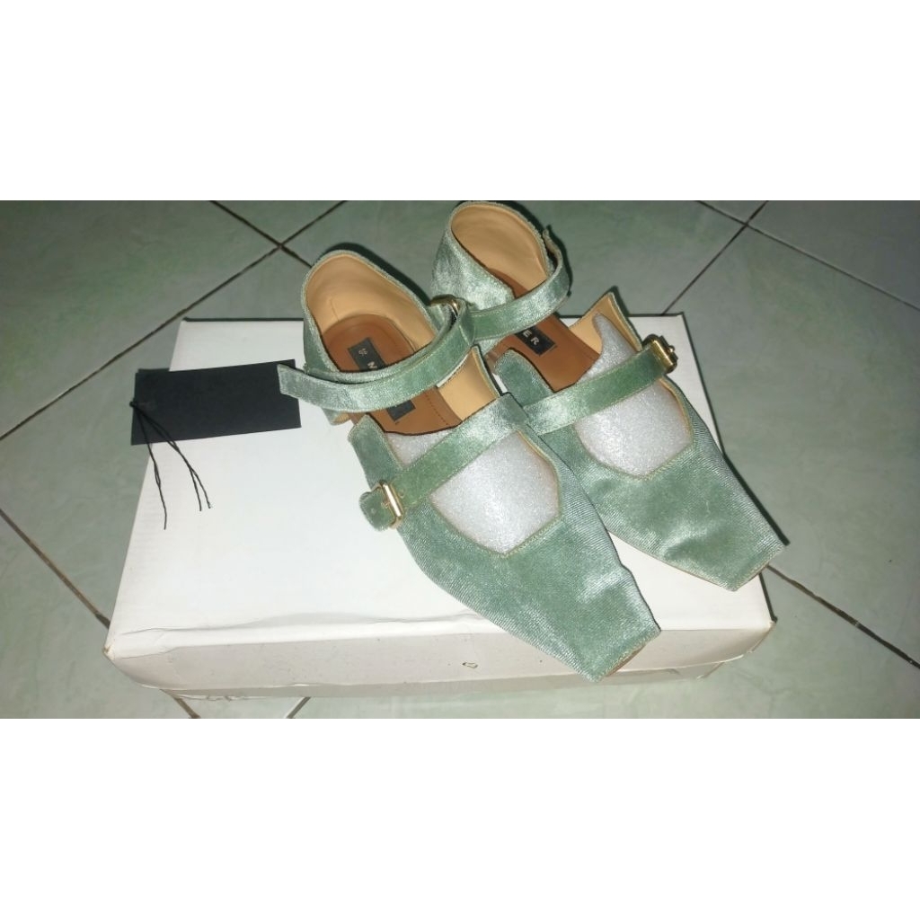 Preloved Mader size 36