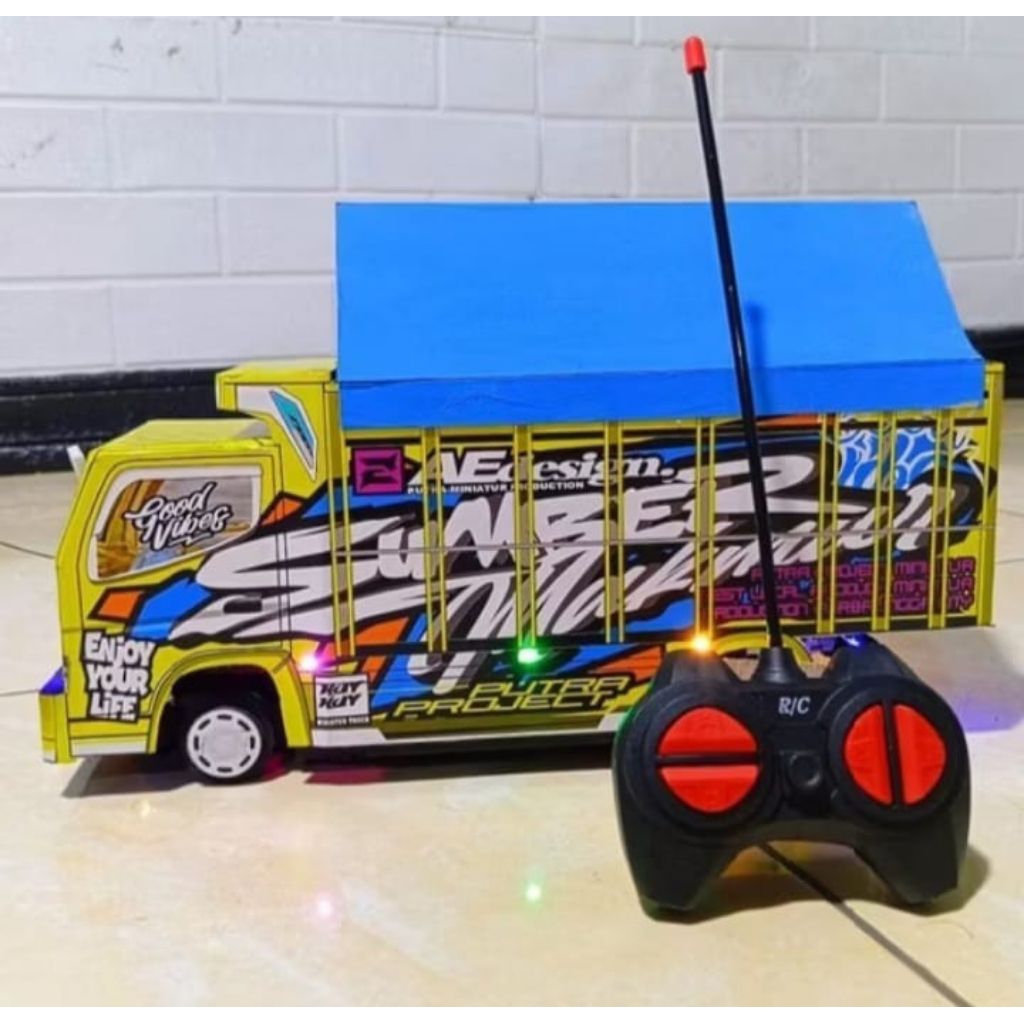 PROMO MINIATUR TRUK OLENG KAYU FULL LAMPU KELAP KELIP RODA DEPAN BISA BELOK KANAN KIRI miniatur truk