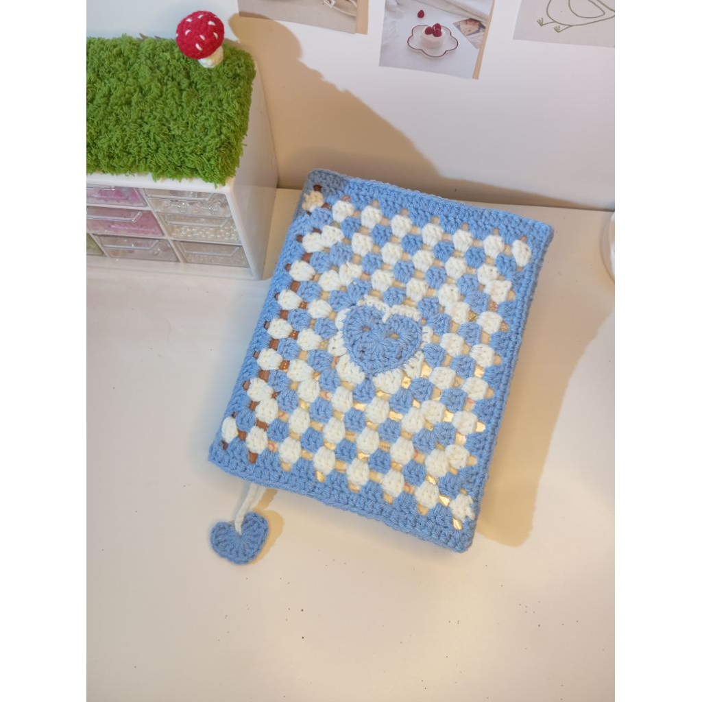 

Crochet Pattern Book Cover Heart Granny Square By Mahum
