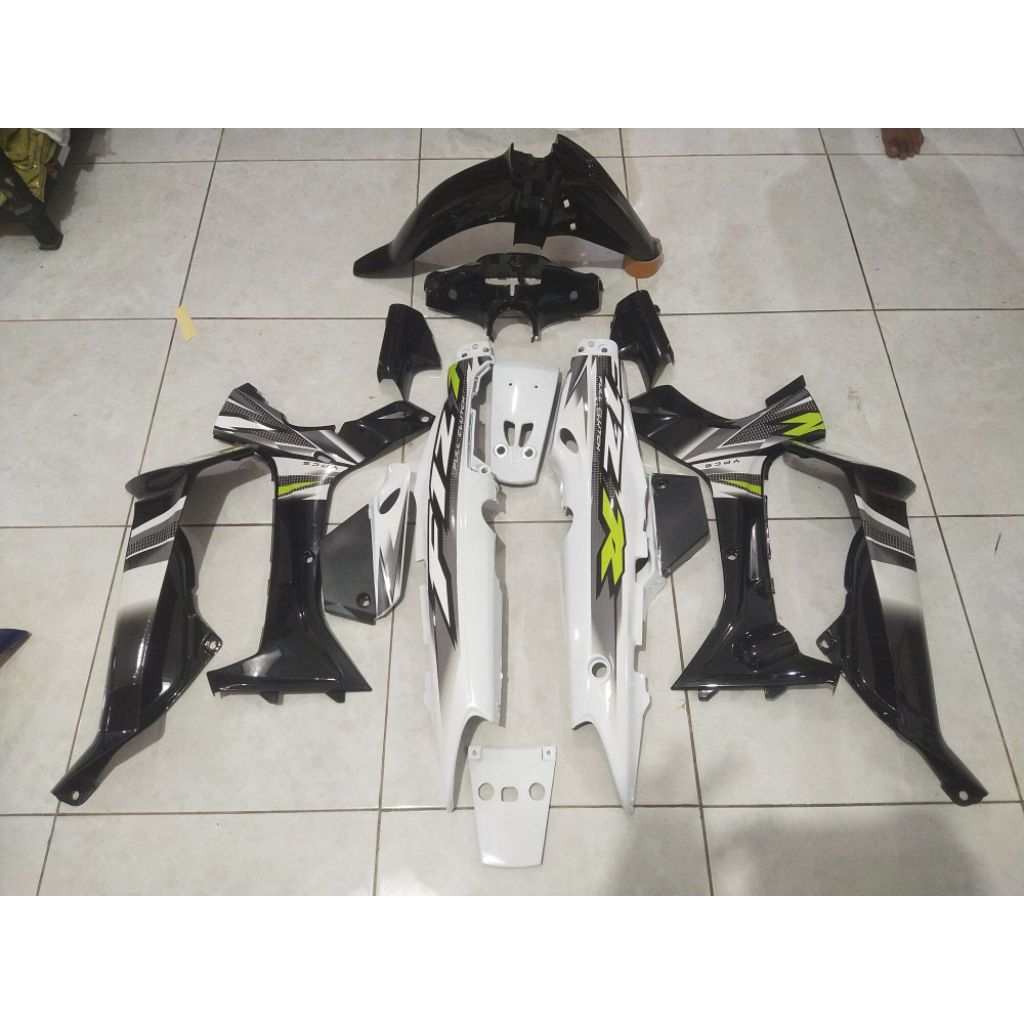 body fiz r full set halus biru putih 2003