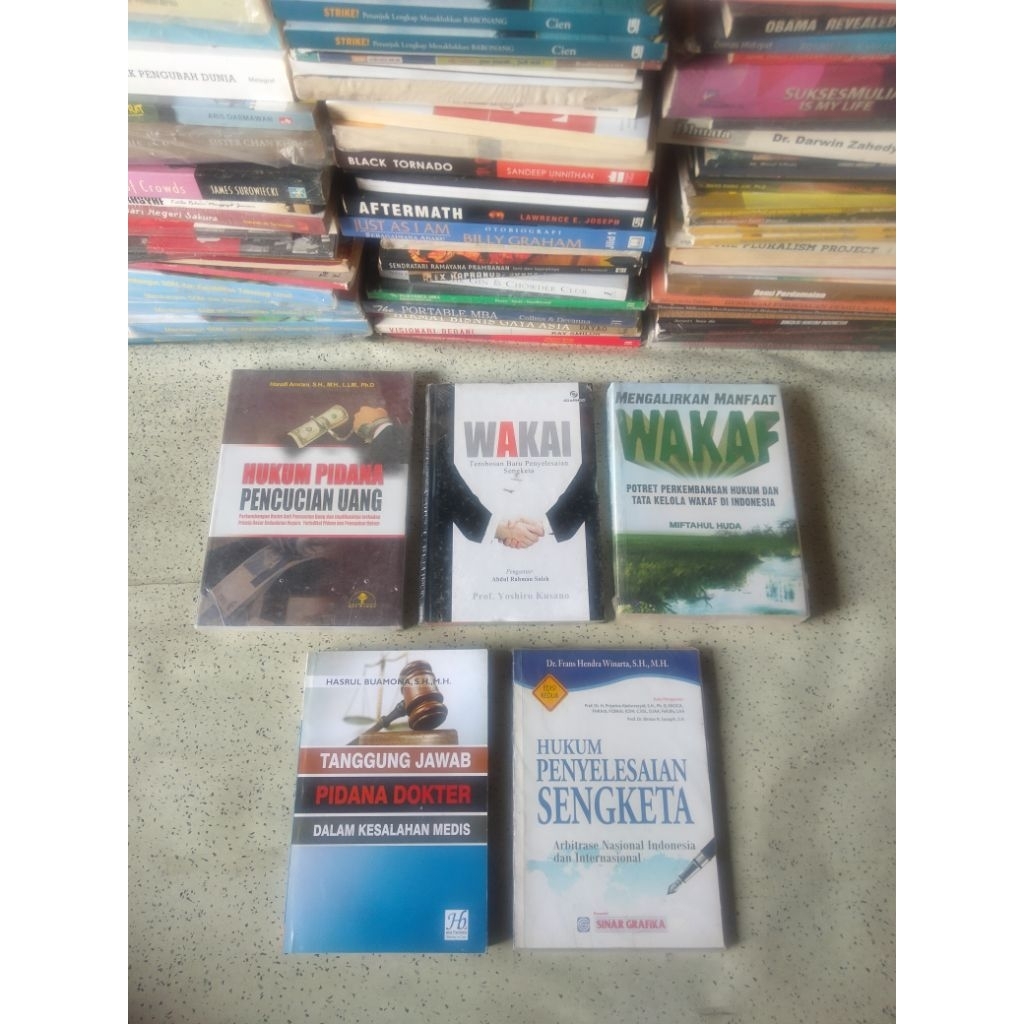 Buku Hukum, PIDANA PENCUCIAN UANG, TEKNIK WAKAI, WAKAF, PIDANA DOKTER, SENGKETA, INDUSTRIALISASI, GA