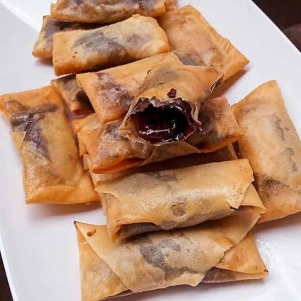 

Pisang Coklat Goreng 1 Porsi isi 10 (Makanan Siap Saji)