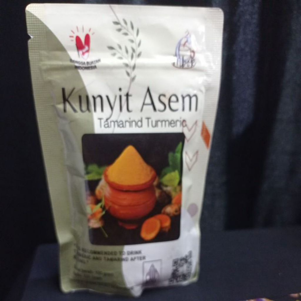 

#SegarAlami#SehatTradisional#MinumanWanitaHebat#RempahUntukSehat #HerbalKeluarga#KunyitAsemCMBOK #WedangCMBOK #CMBOKHerbal #MinumanHerbalCMBOK #KunyitAsemAsli#MinumCMBOK #TradisiDalamTegukan #RasaAsliNusantara #CMBOKPilihanSehat #WedangRempahCMBOK