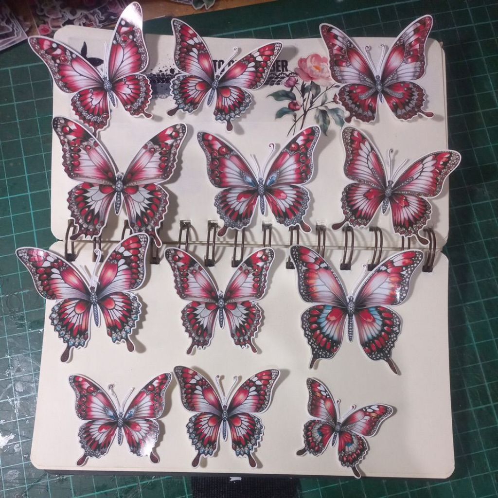 

ARTDOESWORK Big butterflies red rubi