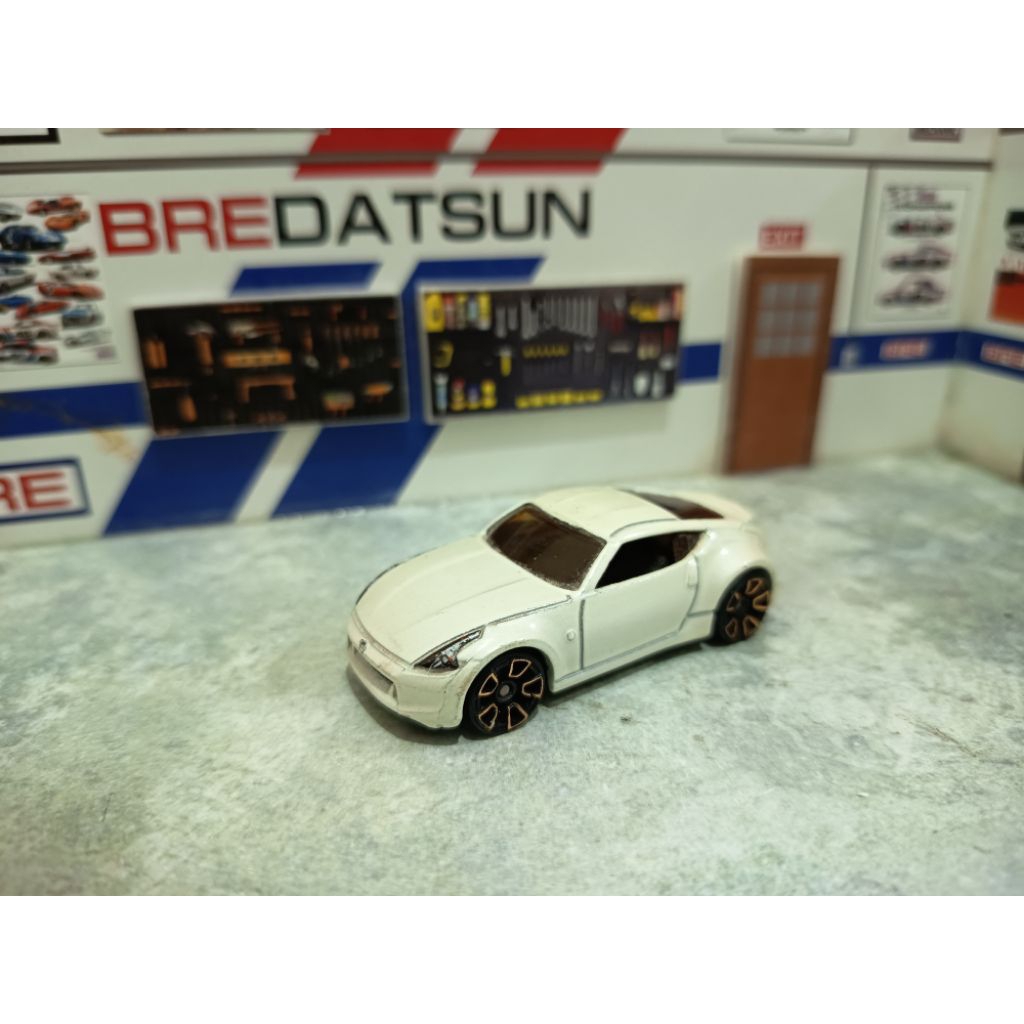 hotwheels nissan 370z loose