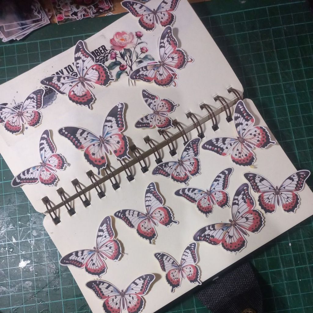 

ARTDOESWORK Vintage Black & red matte stiker