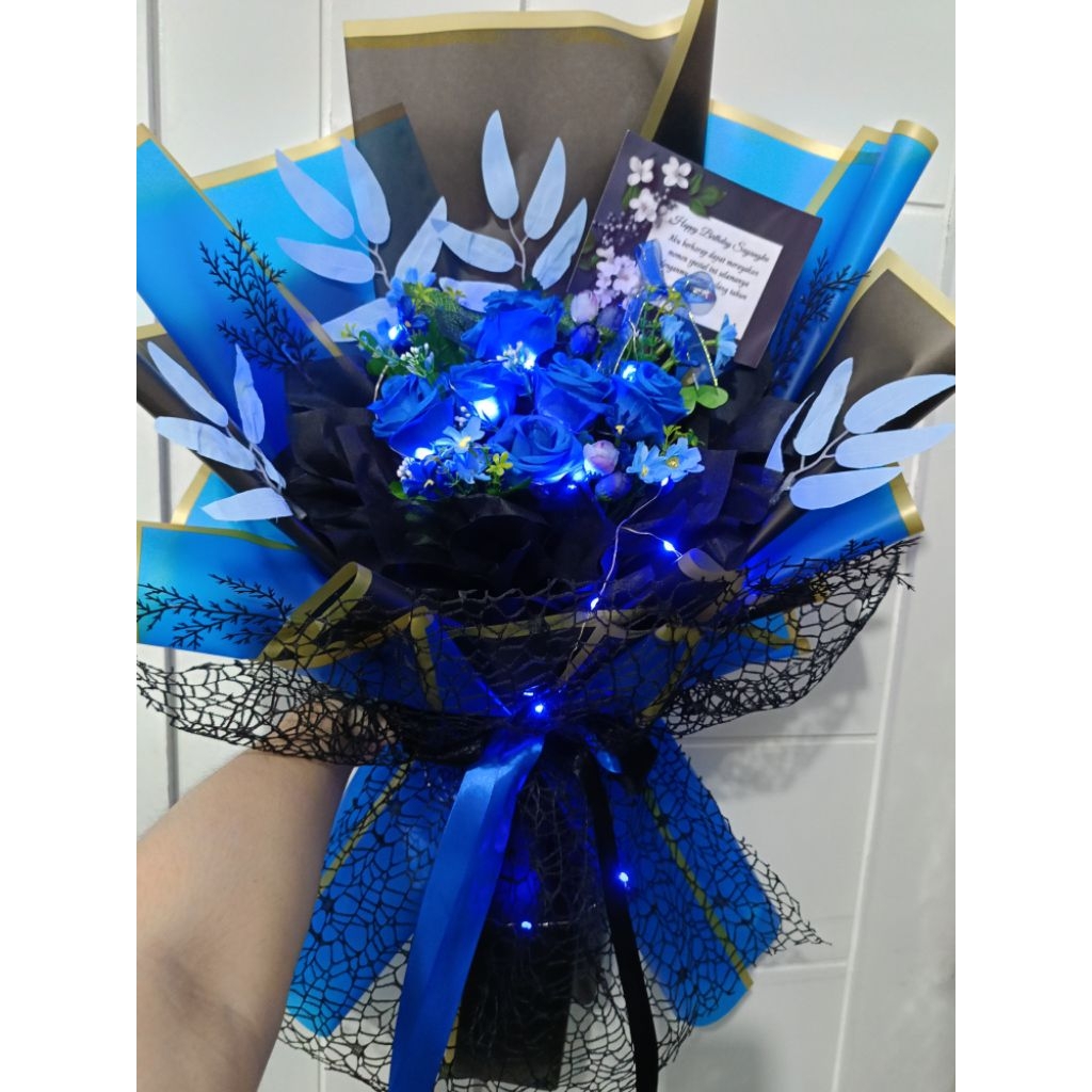 

BUKET ULTAH / BUKET LAMPU / BUKET ANNIVERSARY / BUKET WISUDA / BUKET GURU / BUKET VALENTINE / KADO / HAMPERS