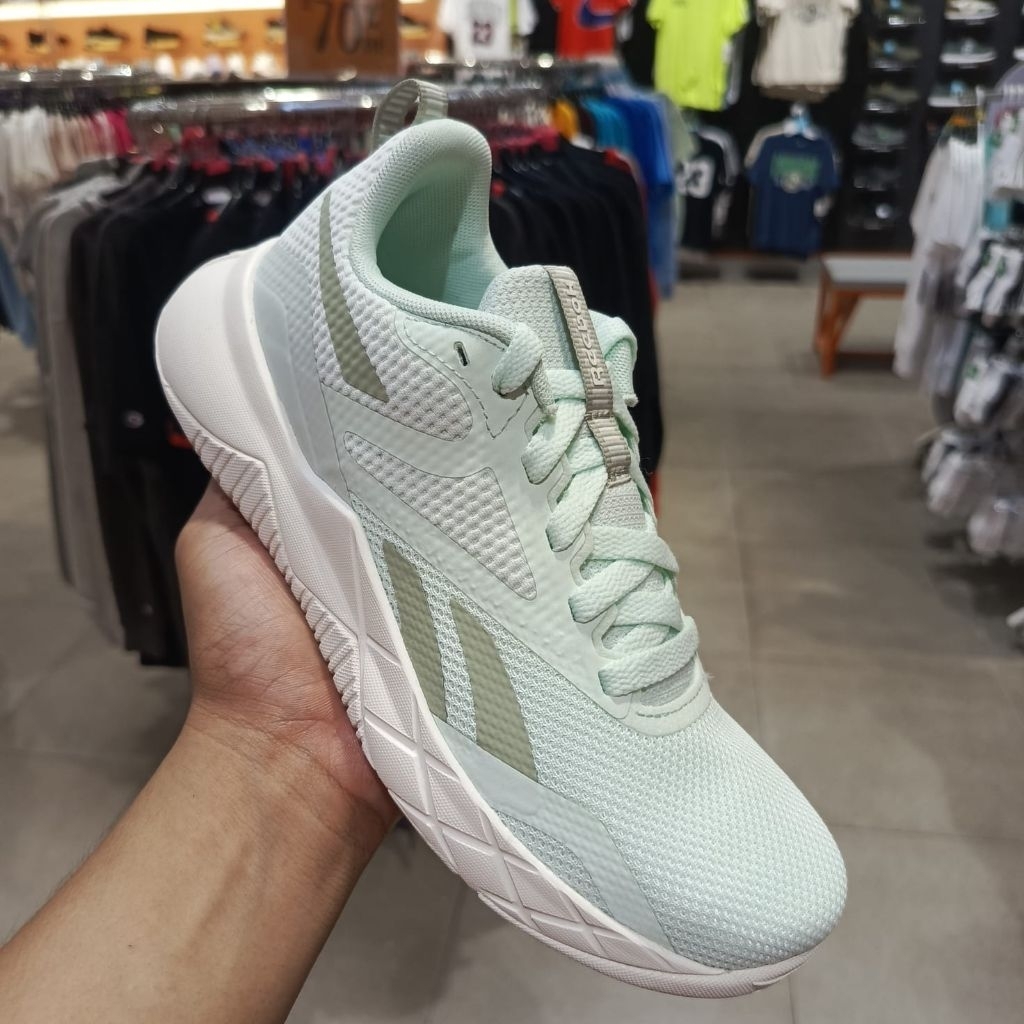 BIG SALEORIGINAL BNIB REEBOK NFX TRAINER size 37