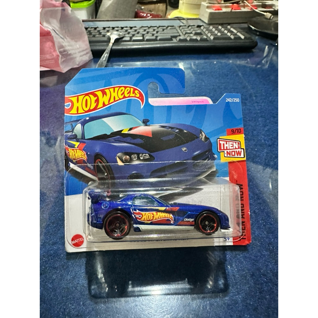 Hot Wheels Dodge Viper SRT10 ACR